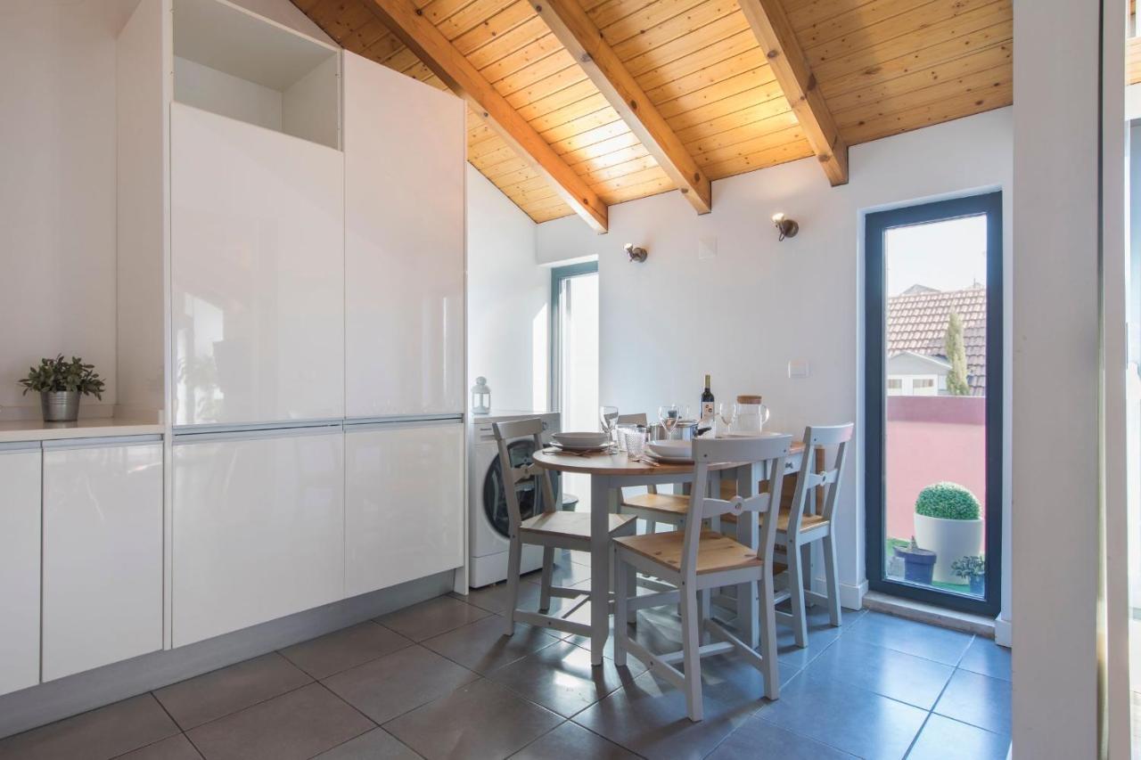 Bairro Alto Stunning Flat With Balcony By Lovelystay Лиссабон Экстерьер фото